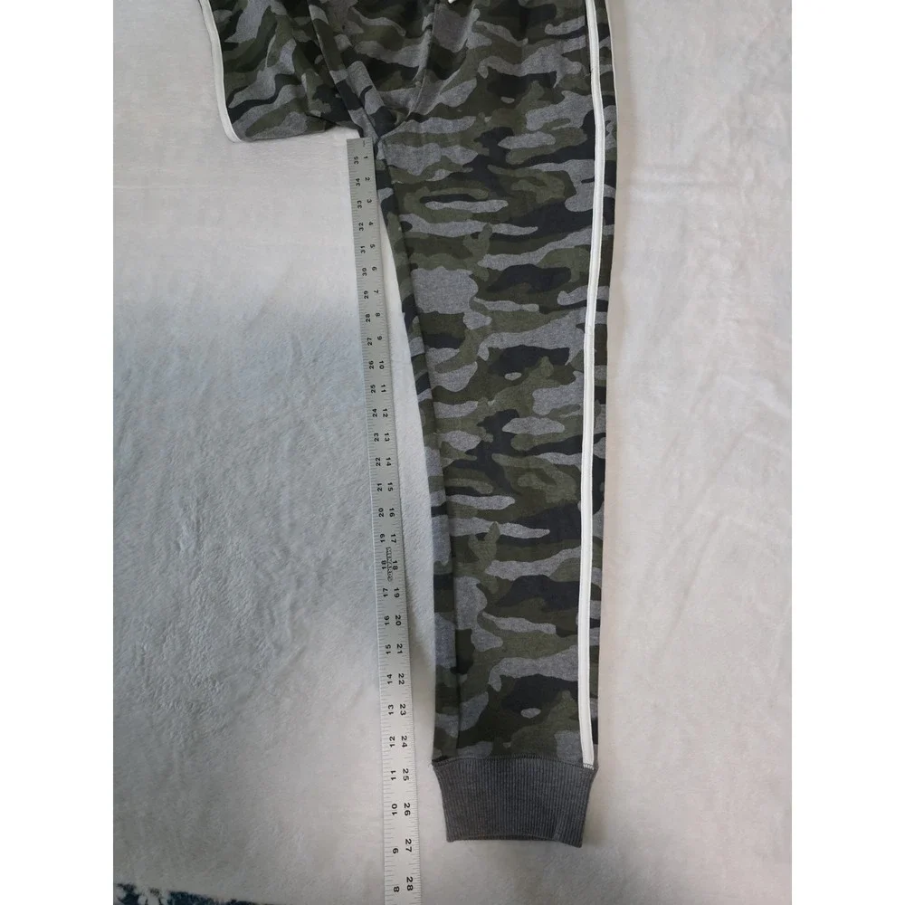 The children's place boys size XL 14 fleece Gray Green camo jogger active pants